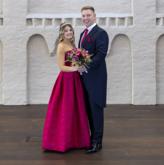 Alida I. von Gardetanz und Reiseglück Simon I. von der Zacherl-Burg